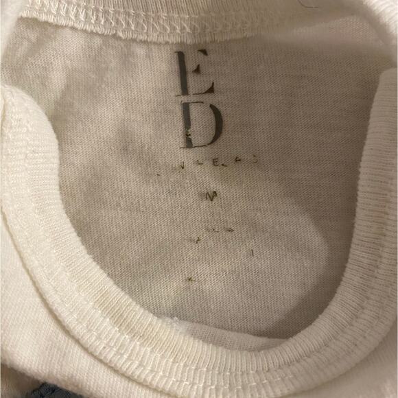 Minimalist Baby Dog Graphic White Bodysuit ED Limited Edition 6M - Picture 3 of 6